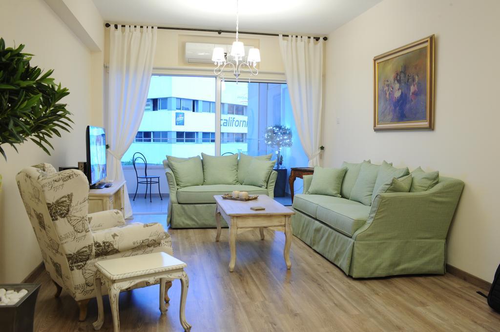 The Central Suites Nicosia Exteriör bild